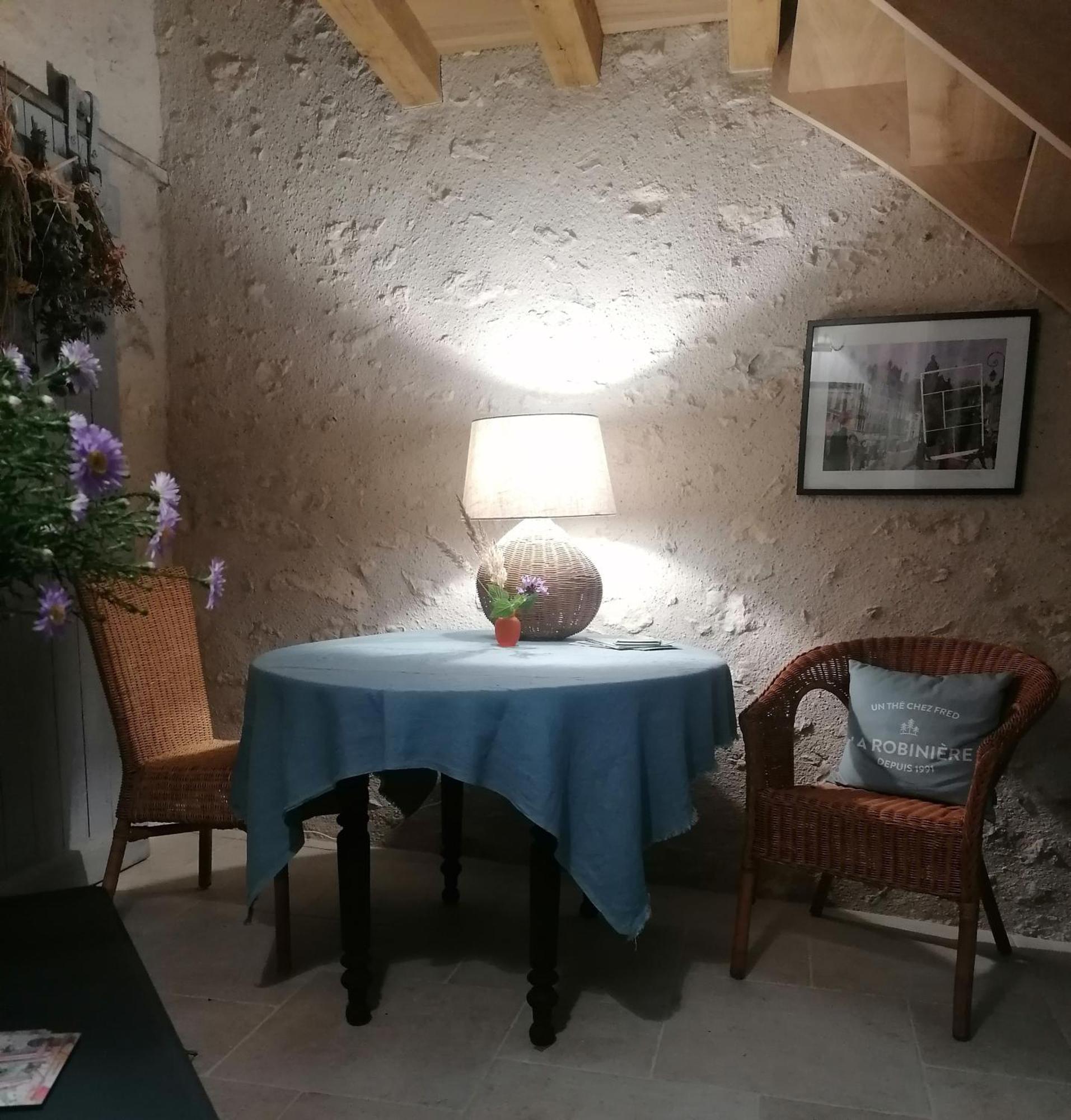 La Robiniere Maison D'Hotes 蒙特普利斯尚伯德 外观 照片